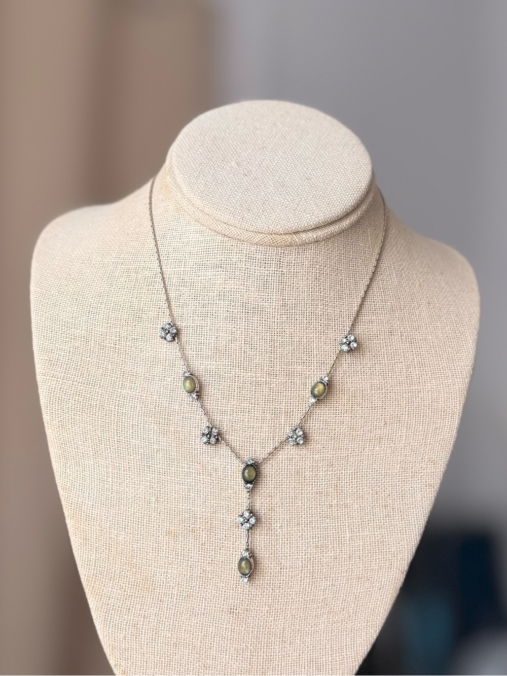 1928 Jewelry Green Cabochon Crystal Floral Y-Drop Necklace